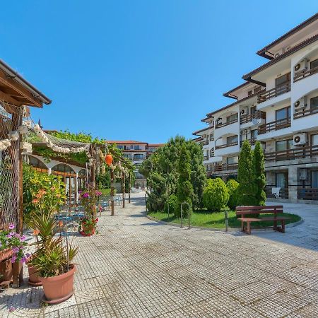 Robinson Beach Apartments 埃勒尼特 外观 照片