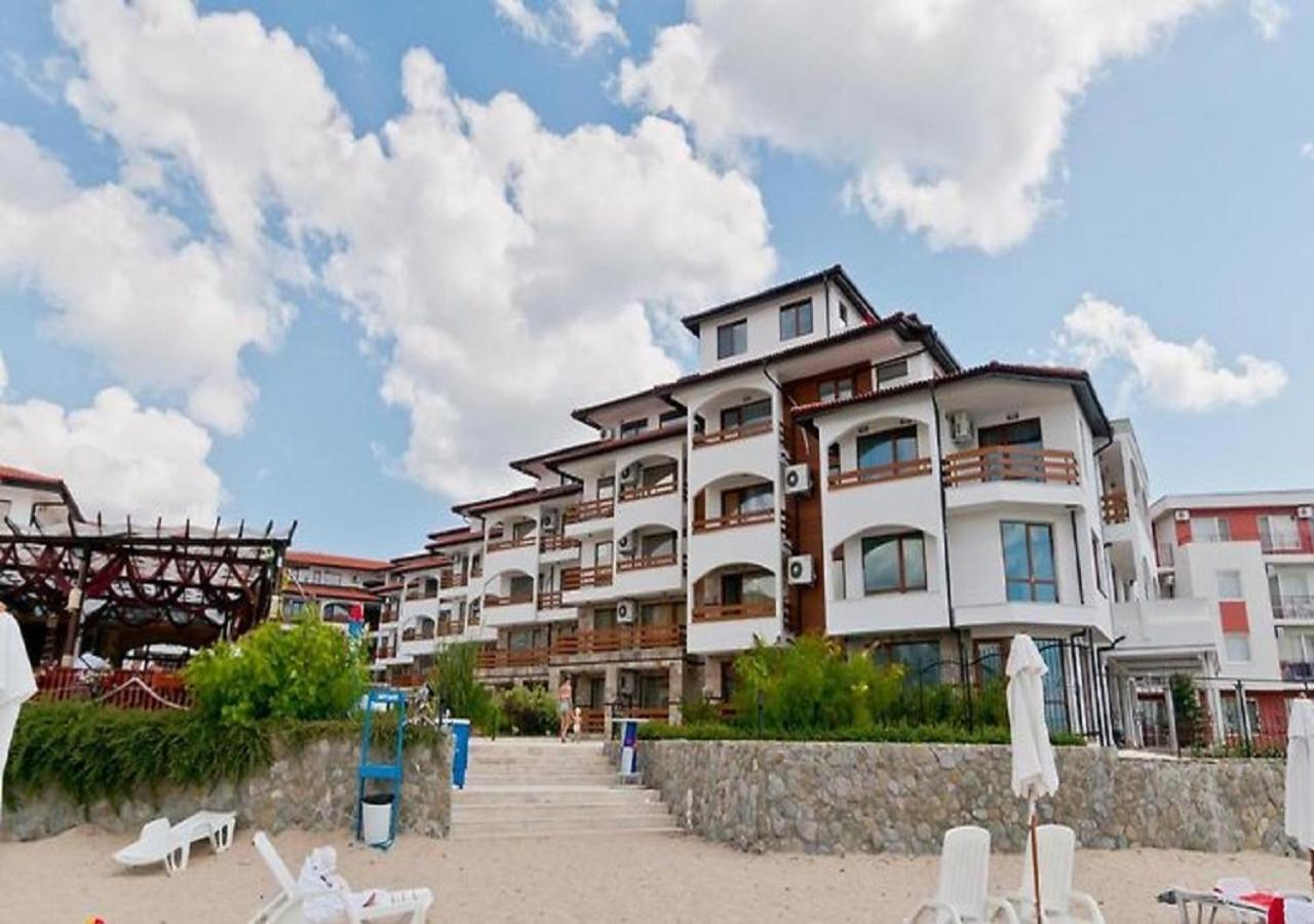 Robinson Beach Apartments 埃勒尼特 外观 照片