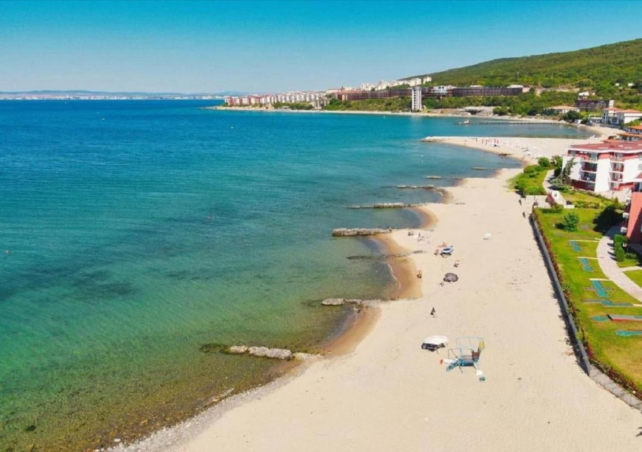 Robinson Beach Apartments 埃勒尼特 外观 照片