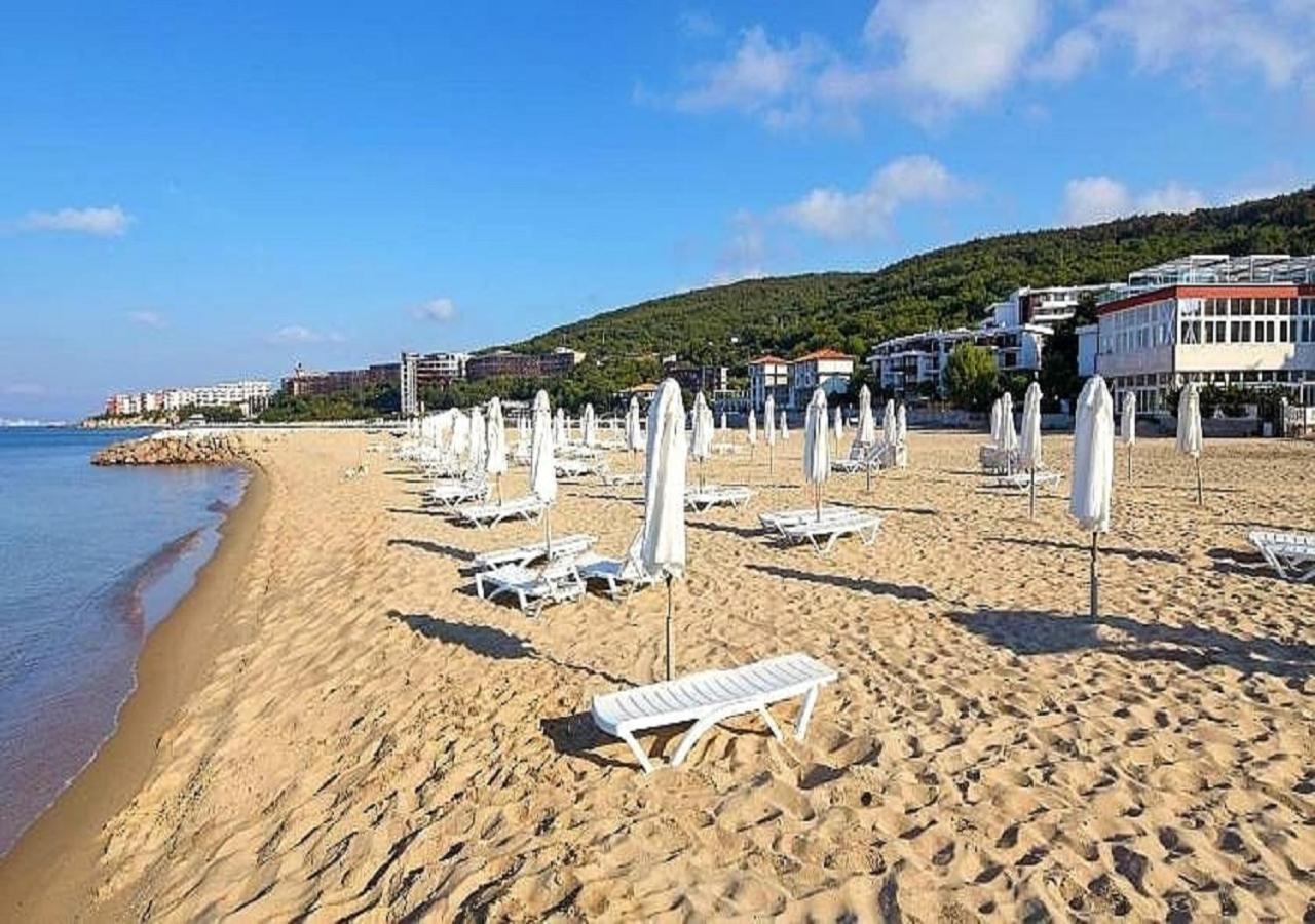 Robinson Beach Apartments 埃勒尼特 外观 照片