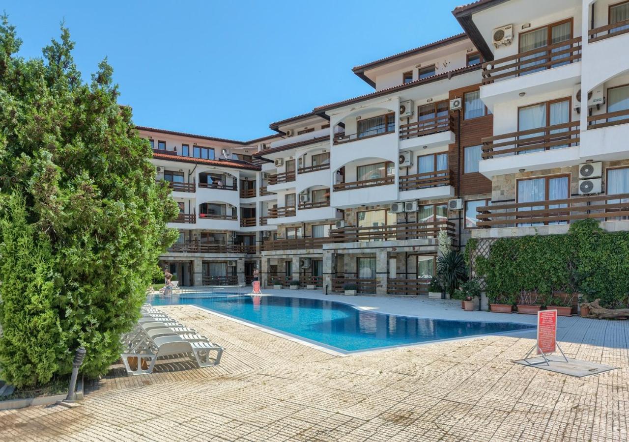 Robinson Beach Apartments 埃勒尼特 外观 照片