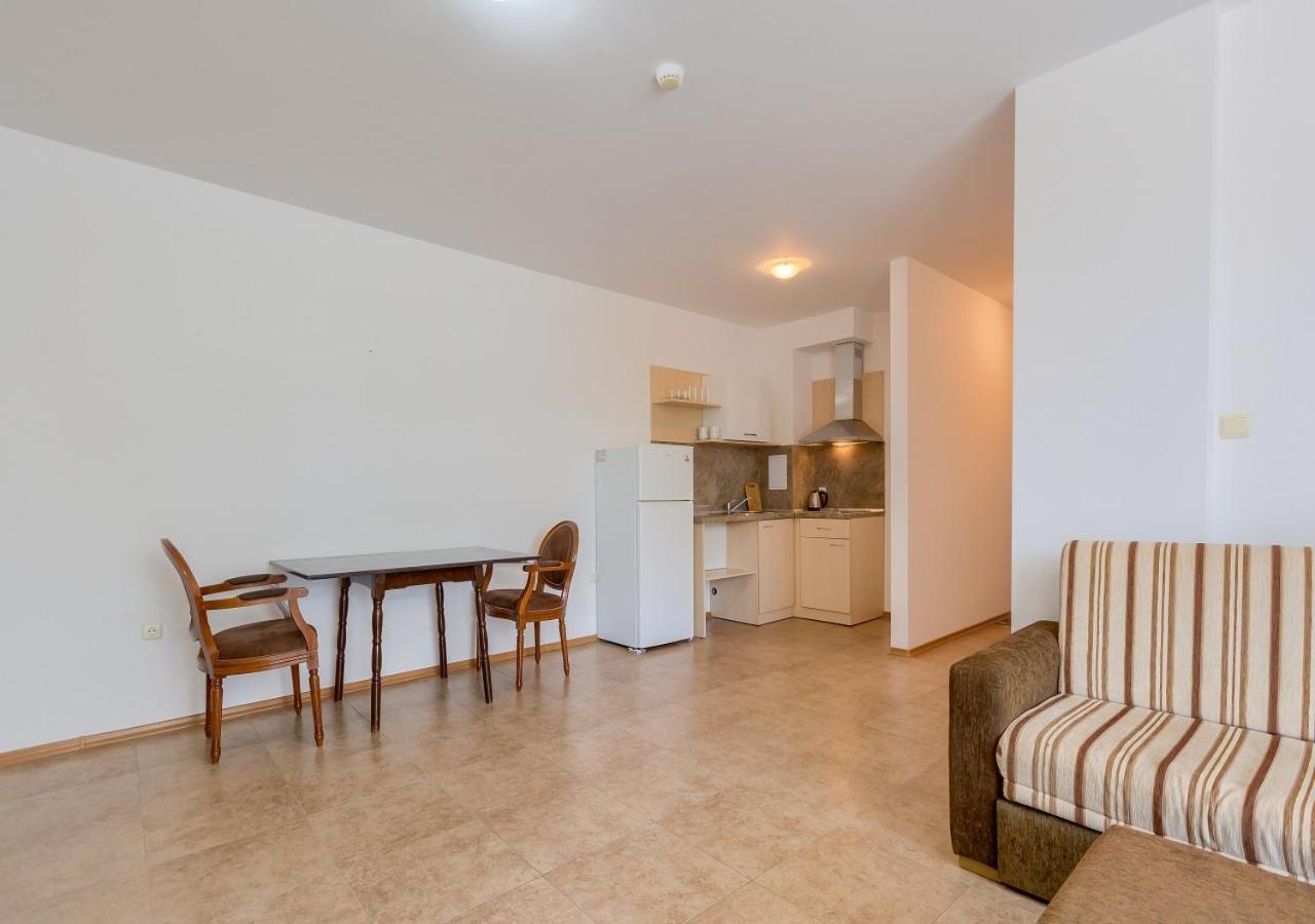 Robinson Beach Apartments 埃勒尼特 外观 照片