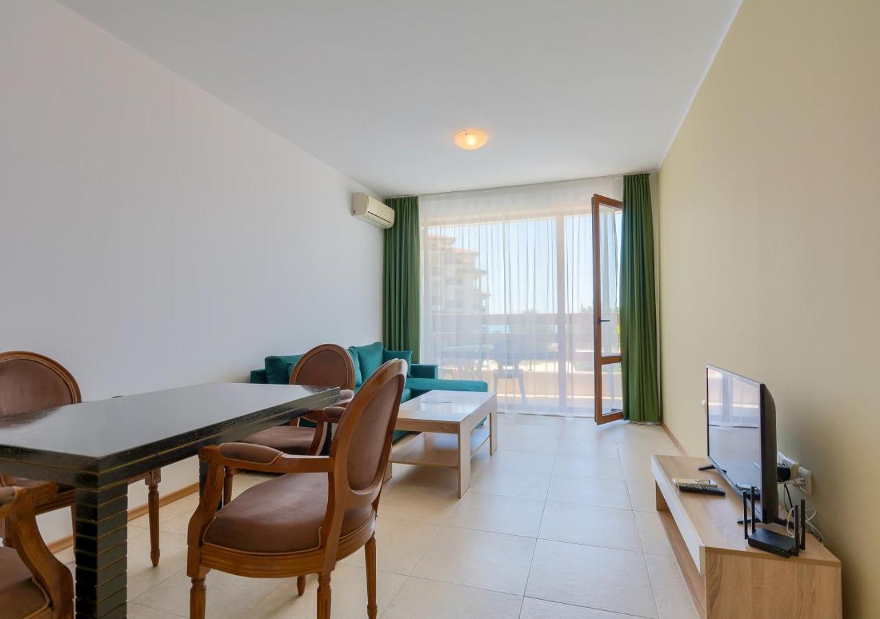 Robinson Beach Apartments 埃勒尼特 外观 照片