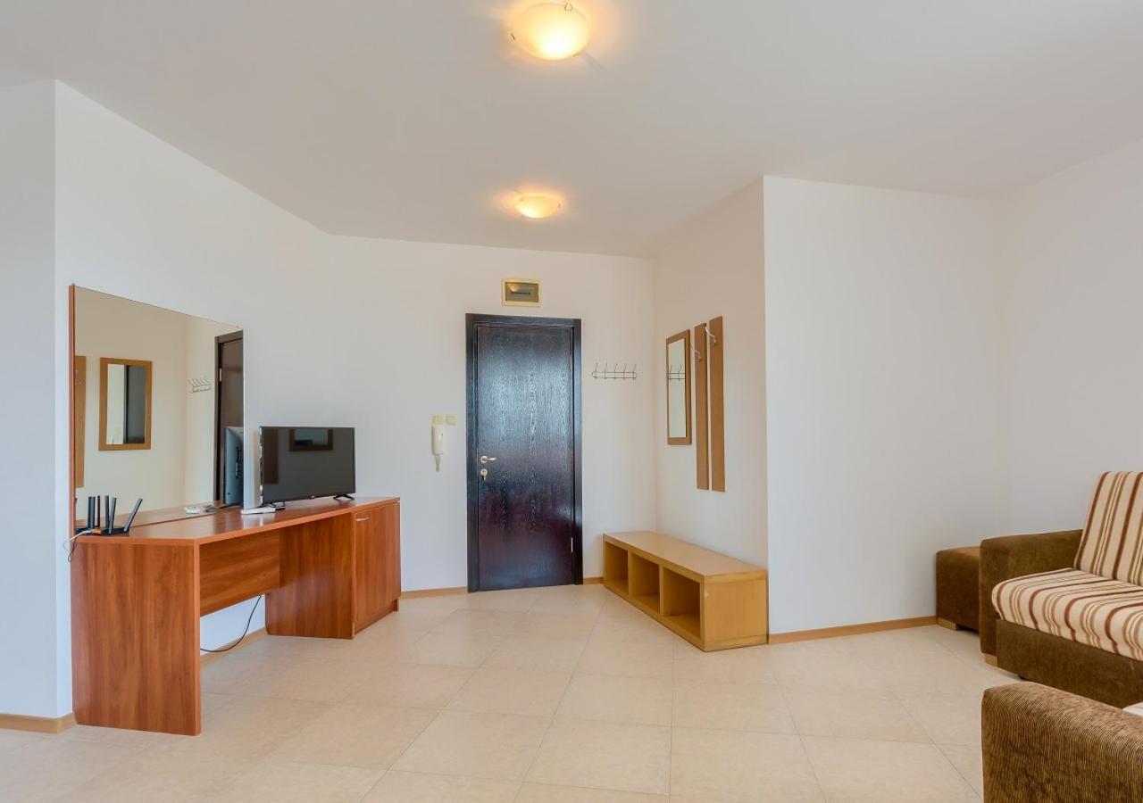 Robinson Beach Apartments 埃勒尼特 外观 照片
